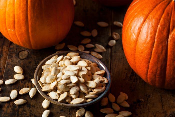 How deep should pumpkin seeds be planted